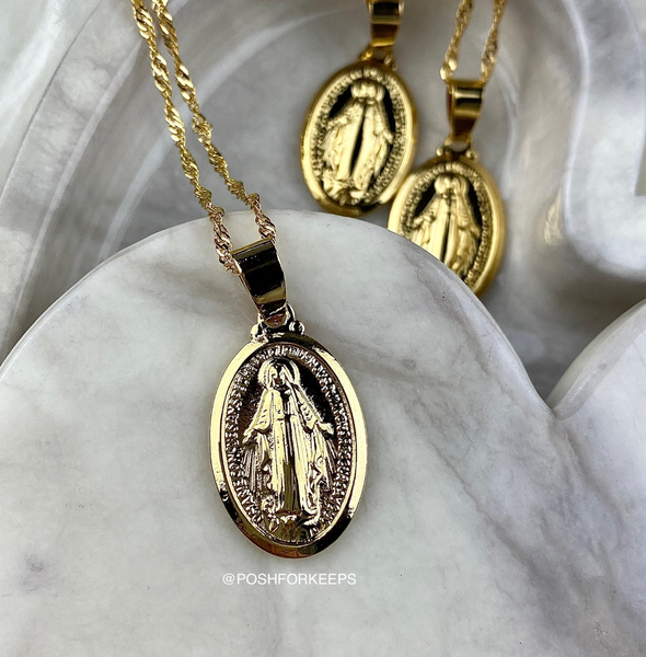 18K GOLD MARY NECKLACE