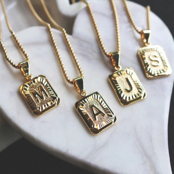 18K GOLD INITIAL MEDALLION NECKLACE