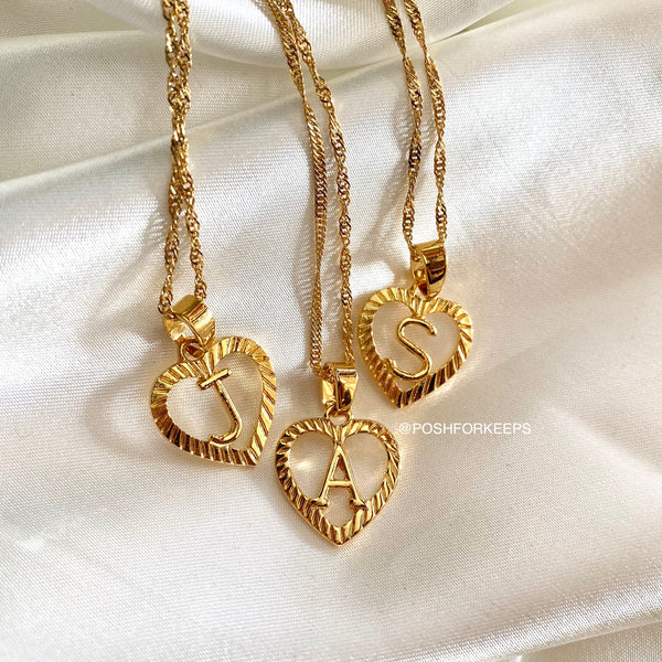 18K GOLD INITIAL HEART NECKLACE