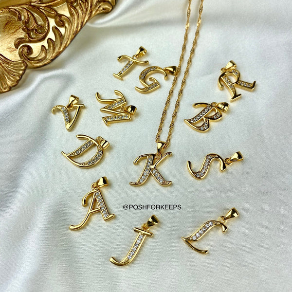 18K GOLD SCRIPT INITIAL NECKLACE