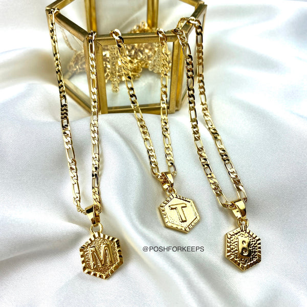 18K GOLD INITIAL PENDANT FIGARO