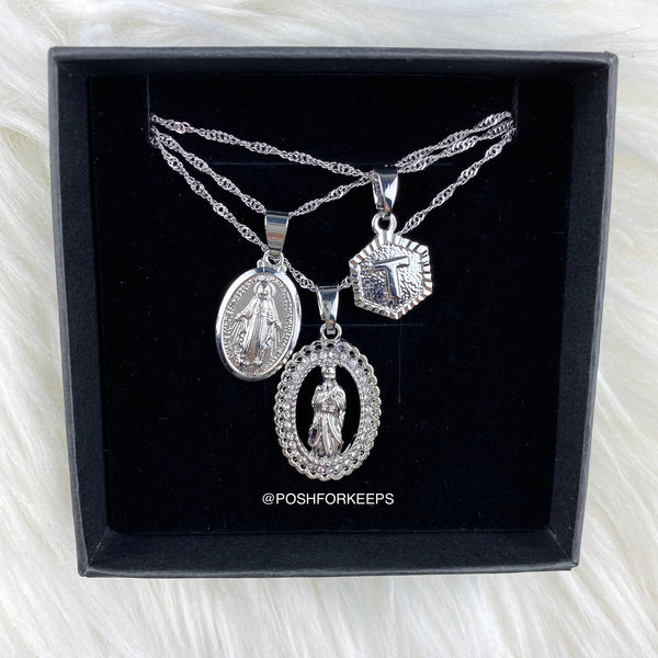 SILVER MARY NECKLACE
