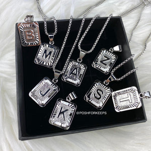 SILVER INITIAL MEDALLION NECKLACE